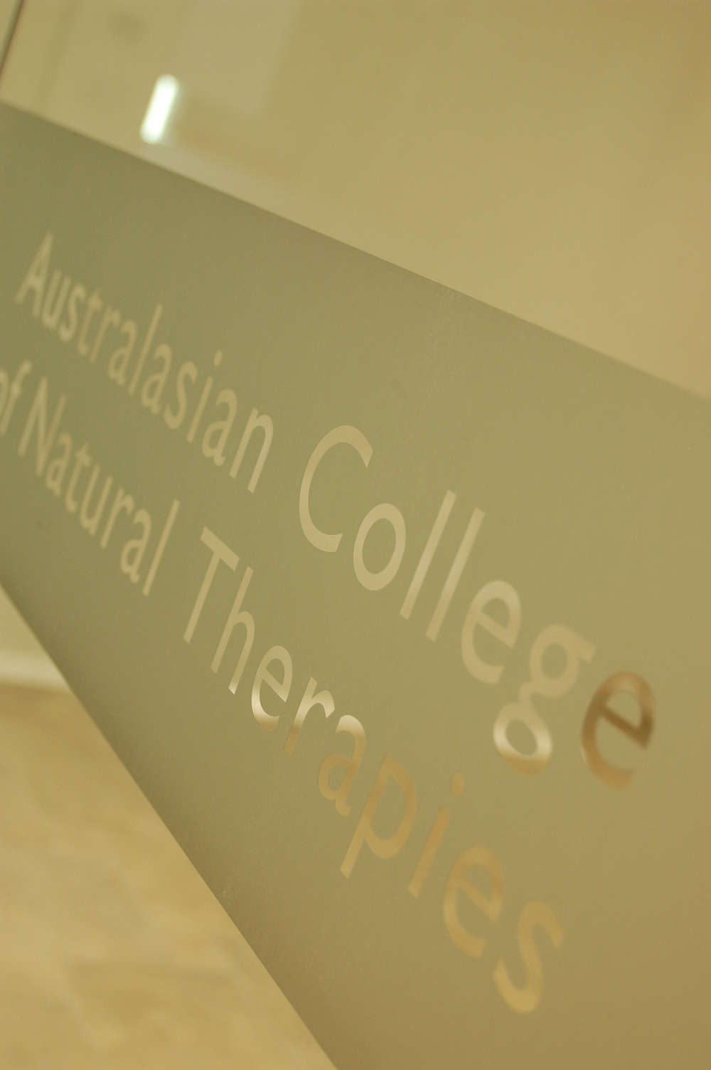 AUSTRALASIAN COLLEGE OF NATURAL THERAPIESʣãΣԡ