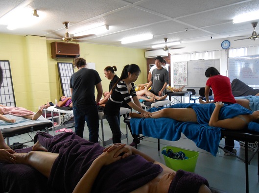 FUSS Beauty Therapy եӥ塼ƥԡ